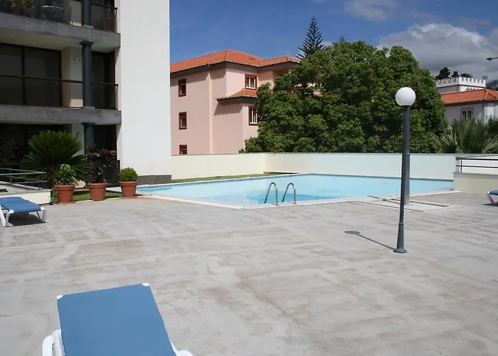 Quinta Miramar アパートホテル