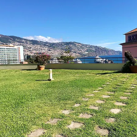 Aparthotel Quinta Miramar 3*