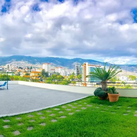 Quinta Miramar Aparthotel 3*