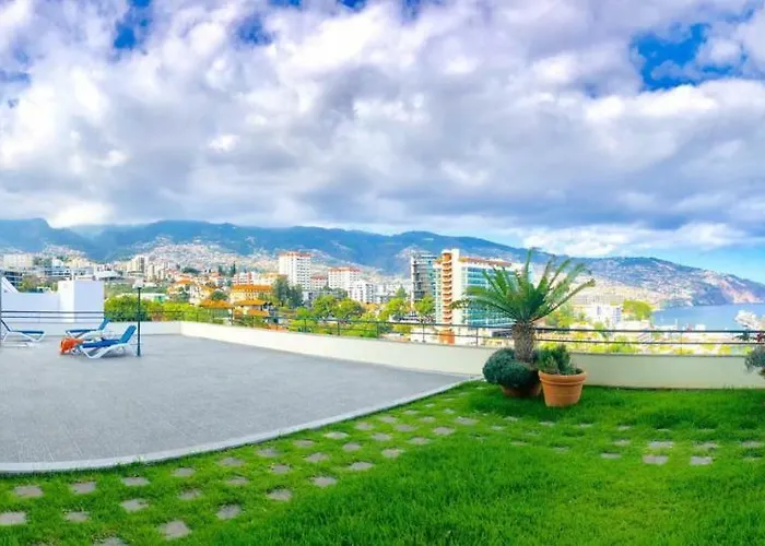 Quinta Miramar Apart-hotel 4*